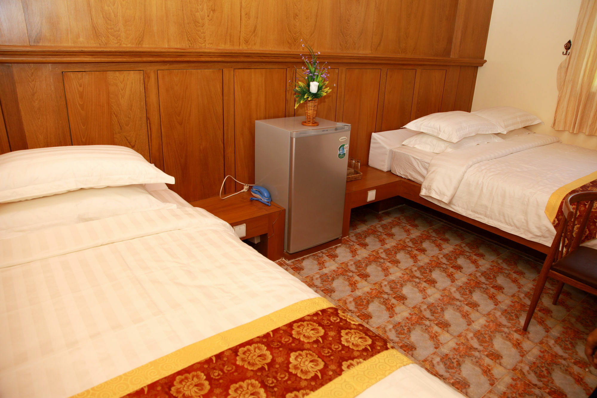Sule Sapphire Inn Yangon Exterior photo